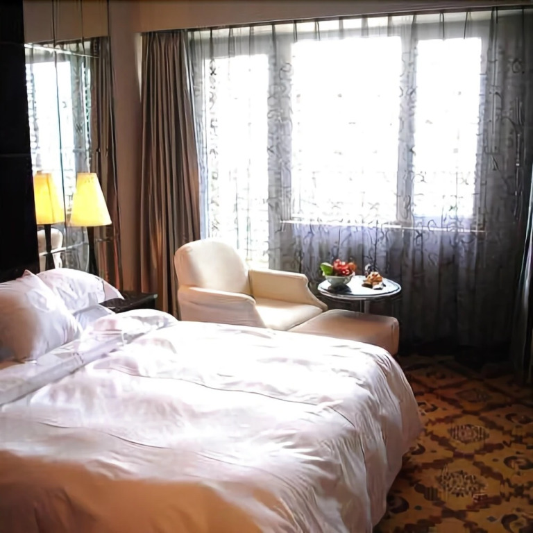 Jinfeng Huayuan Hotel (Tieling County Shuimu)