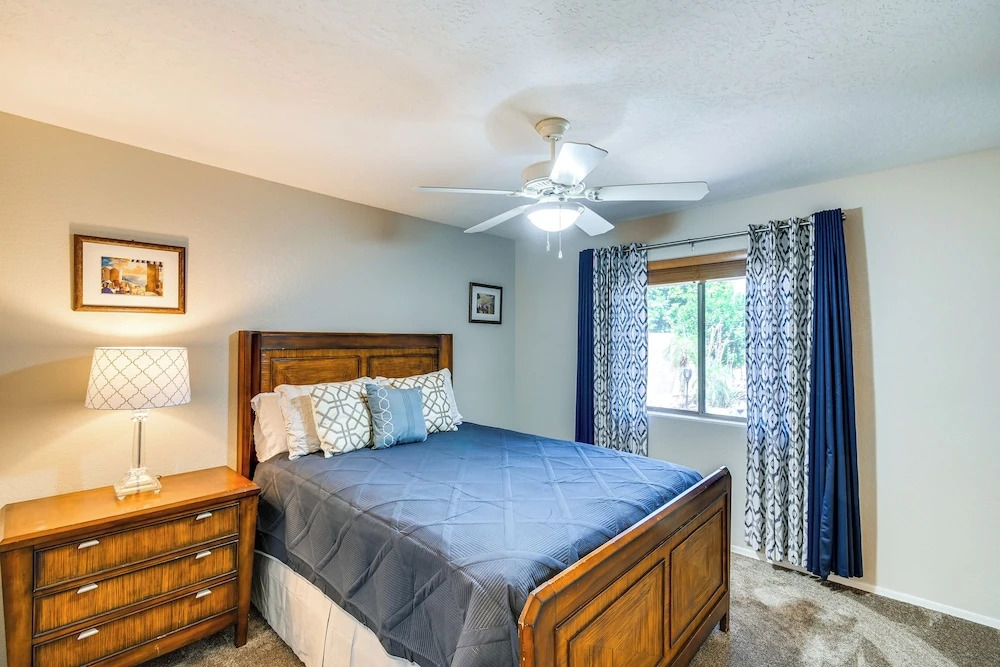 Outdoor Oasis: Home w/ Hot Tub in Lake Havasu City