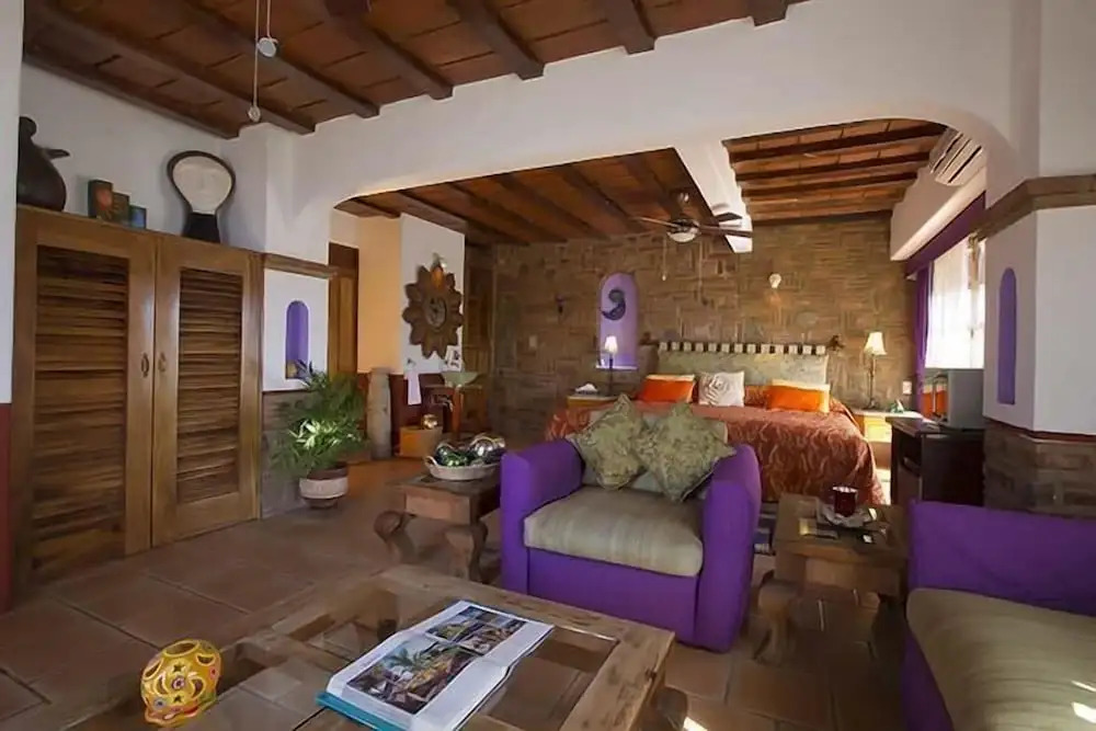 Villa Bella Bed & Breakfast Inn