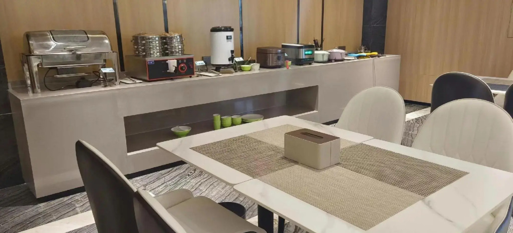 Three-room boutique hotel (Shaodong Fun Global City People's Hospital)