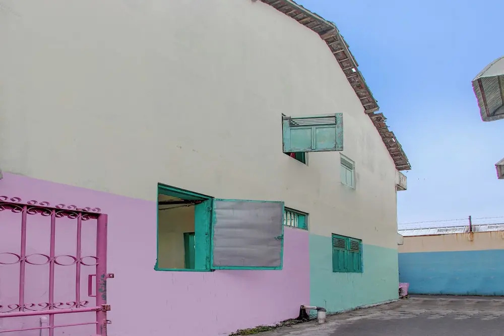 Hotel O Karomah Kostel Syariah