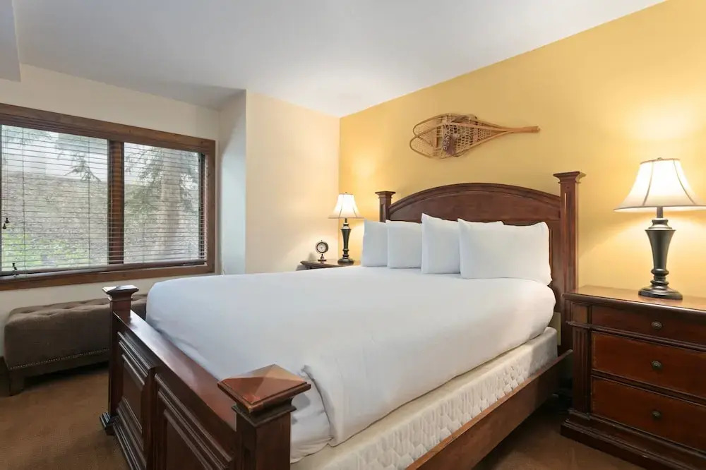 Ridgepoint - Three Bedroom Condo with Spa #128 by Deer Valley Resort