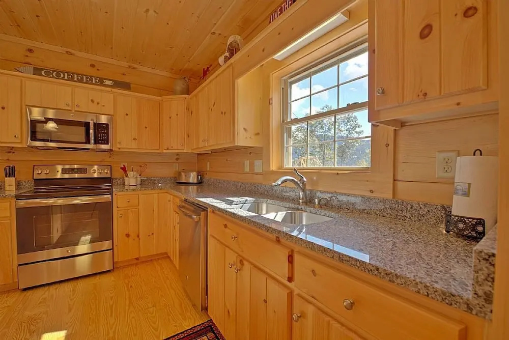 High Top Mountain Lodge - 5 Br Cabin