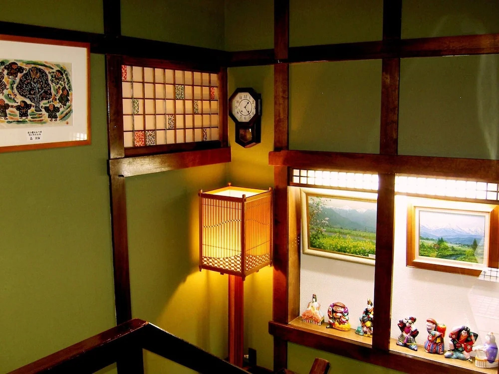 Chuo Hotel 中央ホテル