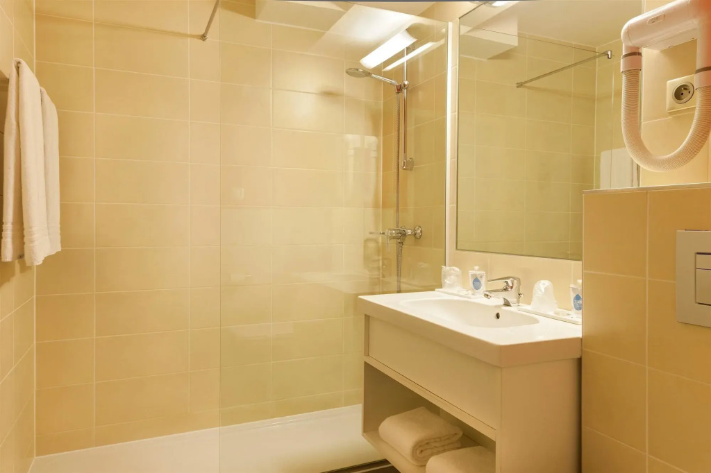 Kyriad Hotel Strasbourg Lingolsheim