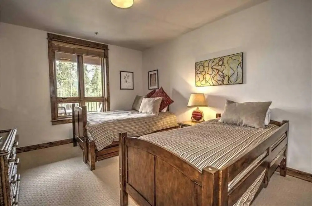 Luxury 4 Bedroom Ski in, Ski Out Mountain Vacation Rental Just Steps From the Snowflake Ski Lift in Breckenridge