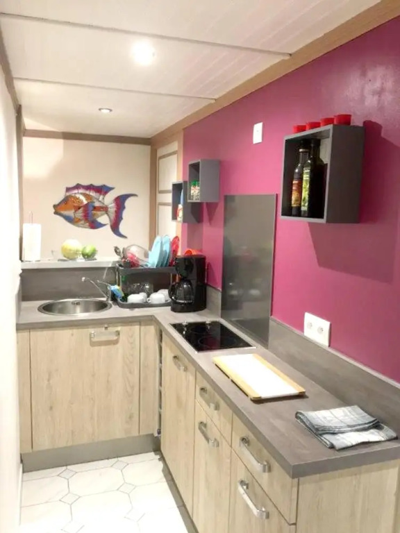 Studio in Saint Francois, With Pool Access and Furnished Garden - 2 km