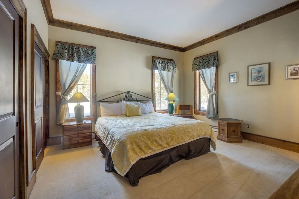 Soda Ridge 1608 - 8 Br Condo