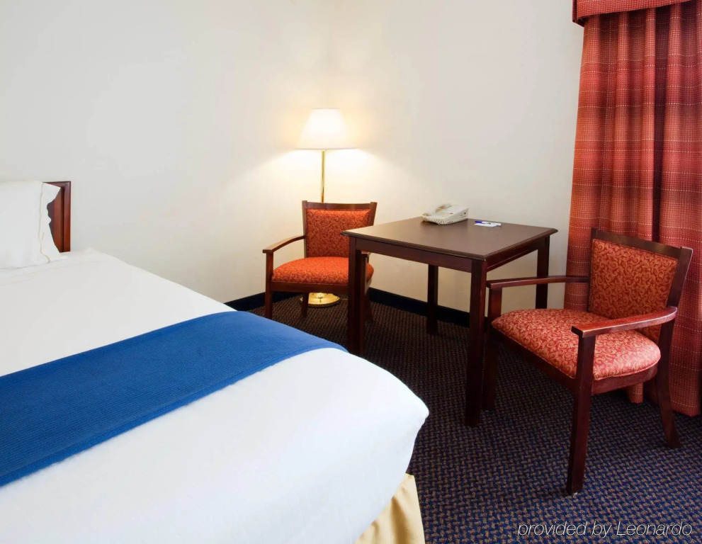 Holiday Inn Express Hillsborough-Durham Area by IHG