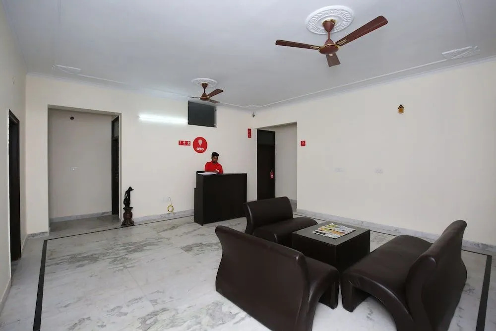 OYO 9922 Rishi & Kunal Guest House