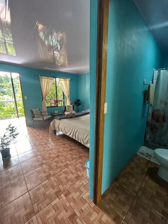 Pacific Breeze Lodge