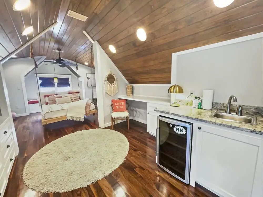 116 Surfer Ln 5 Bedroom Home by RedAwning