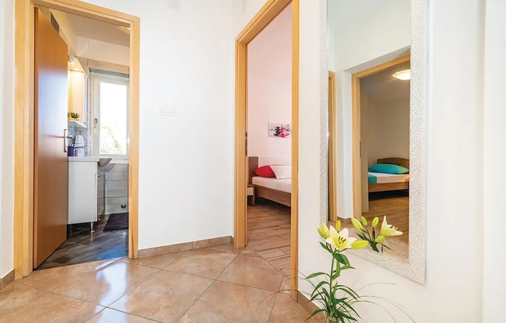 Amazing Home in Razanac With 2 Bedrooms and Wifi