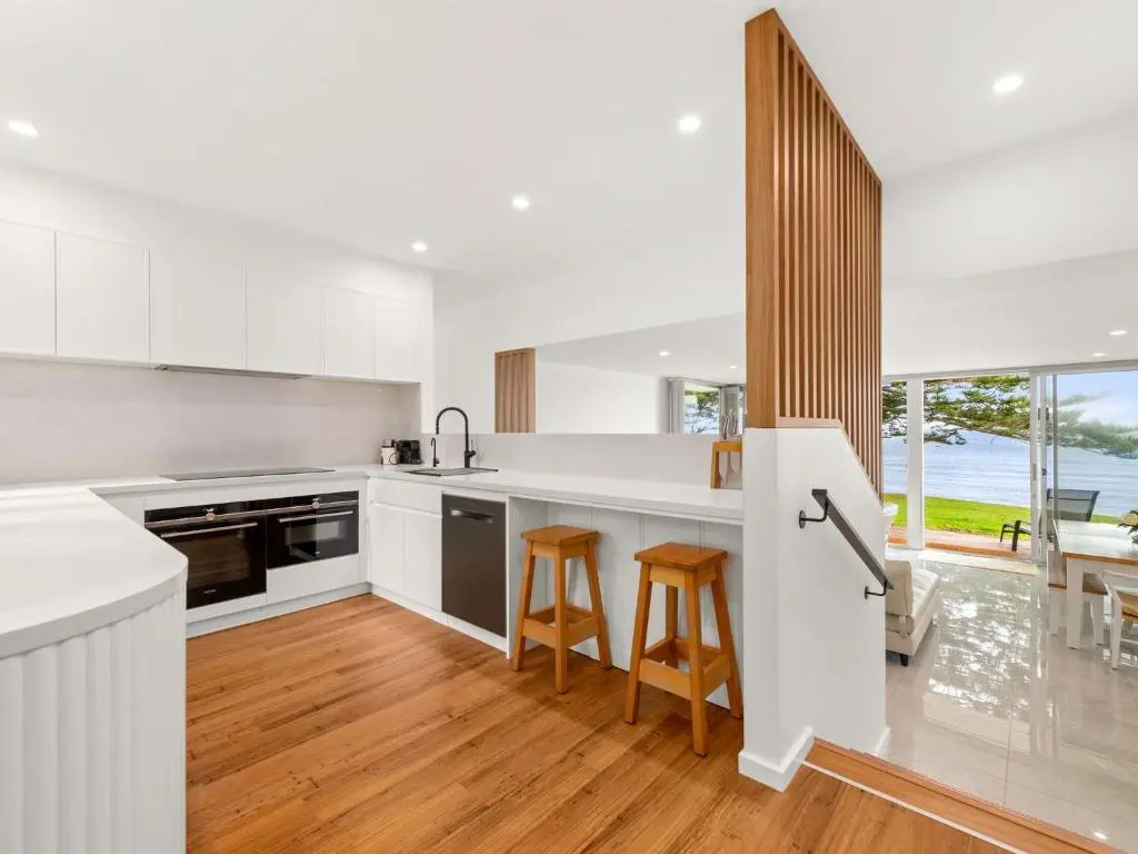 Seaview Cresent, 4