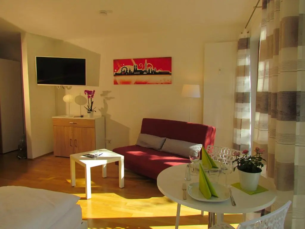 AMENITY-Garden-Apartments