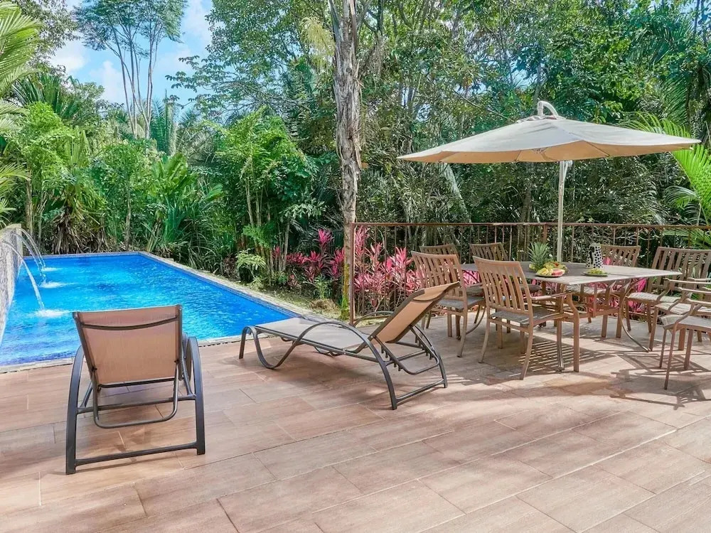 Villa Palmeras with jungle views pool near MA