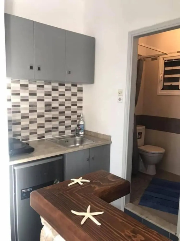 Elenis Studios&Apartments