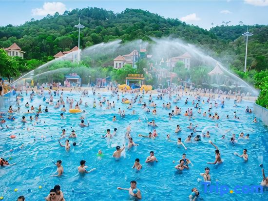 Hakkapark  International  Hotel
