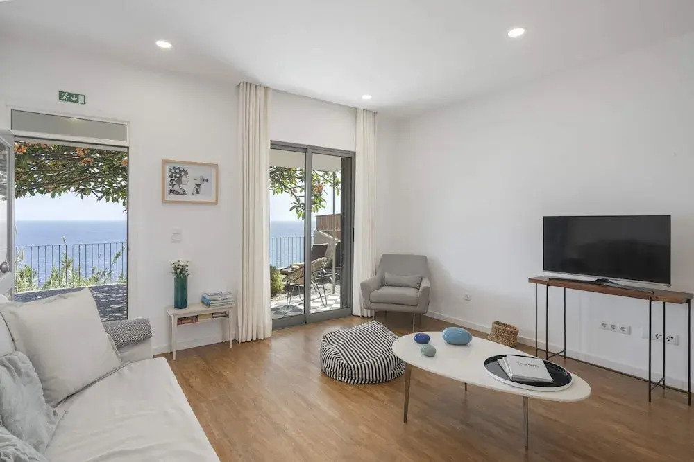 House by the Sea, With Harbor View - Lazareto Mar