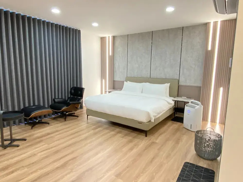 leisurely Inn