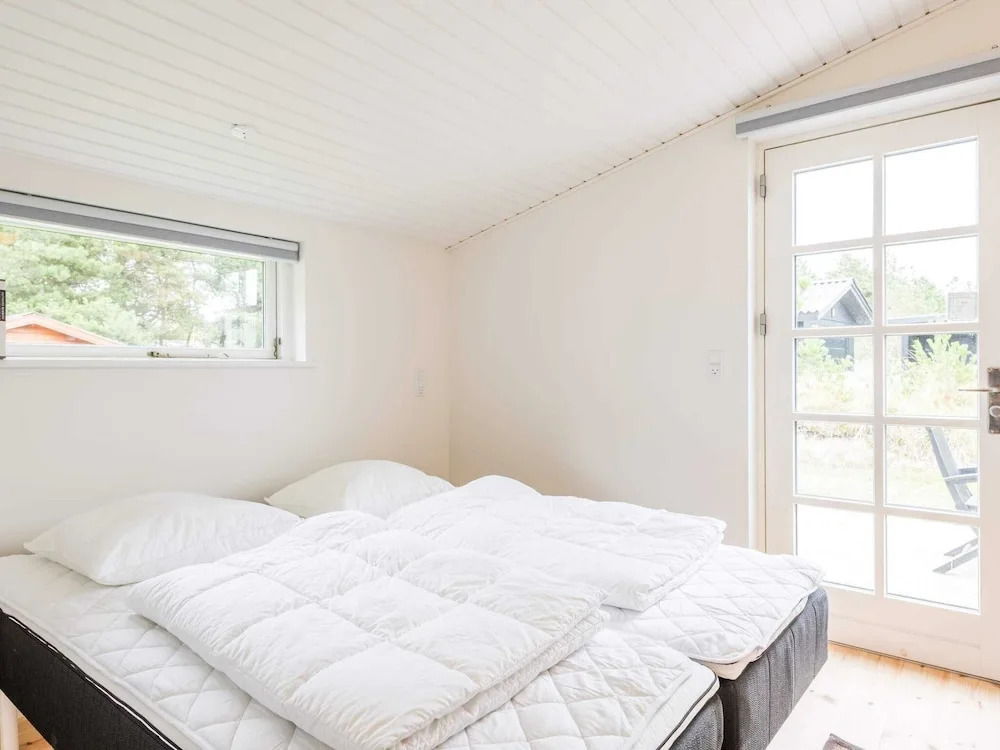 7 Person Holiday Home in Henne