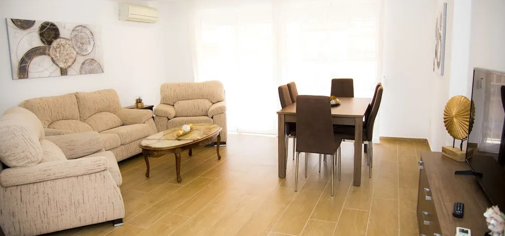 Oquendo House