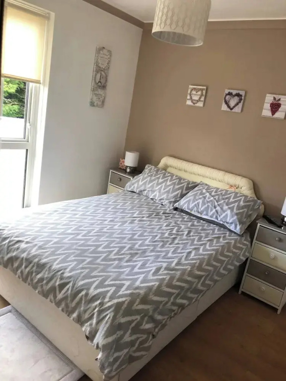Limegrove, Comfortable Three Bedroom House