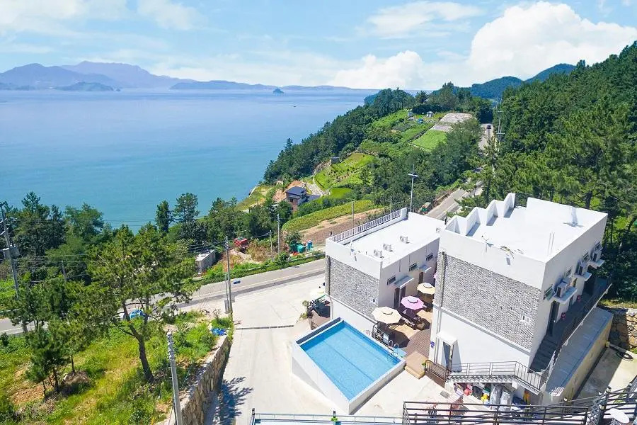 Yeosu Nangman J Plus Pension
