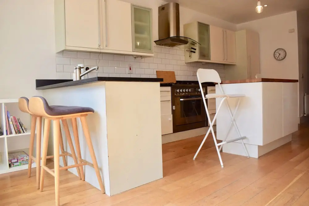 Spacious, Bright & Modern 3 Bedroom Family Home