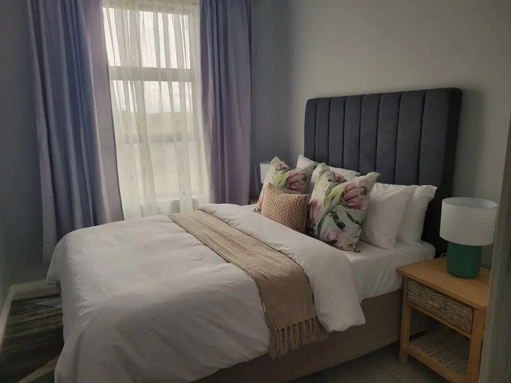 Charming 2-bedroom Apartment in Midrand, Close to Mall of Africa