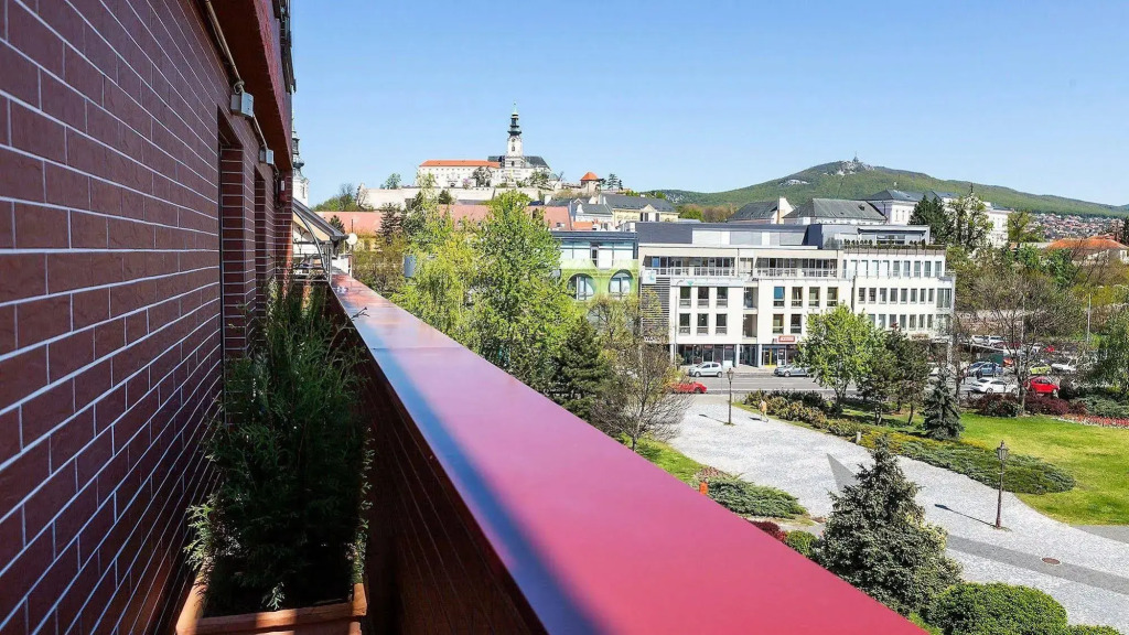 HOTEL CENTRUM with free parking