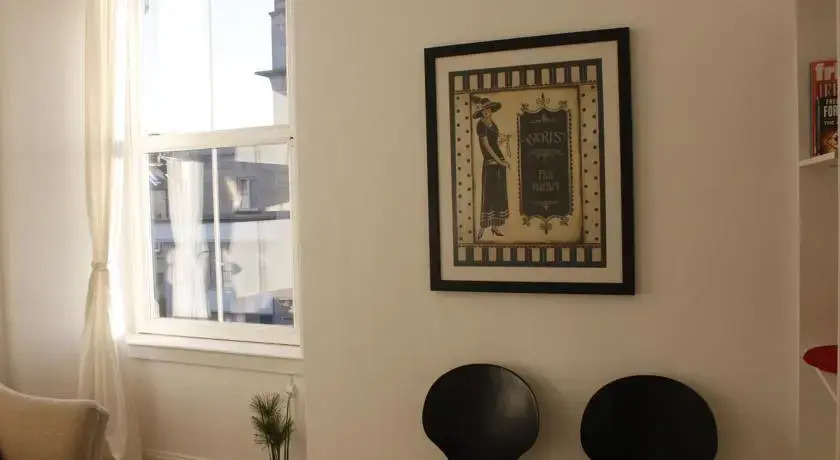 Amazing Apartments - Torphichen Place by Haymarket