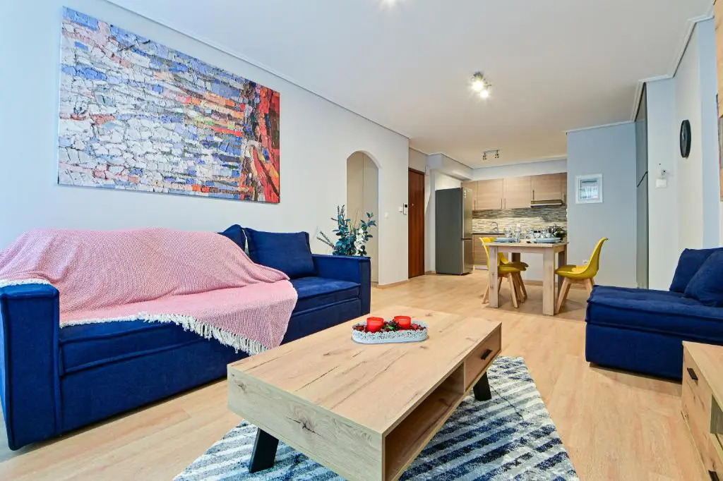 Beautiful new apartment 5 min from Piraeus Port (A2)