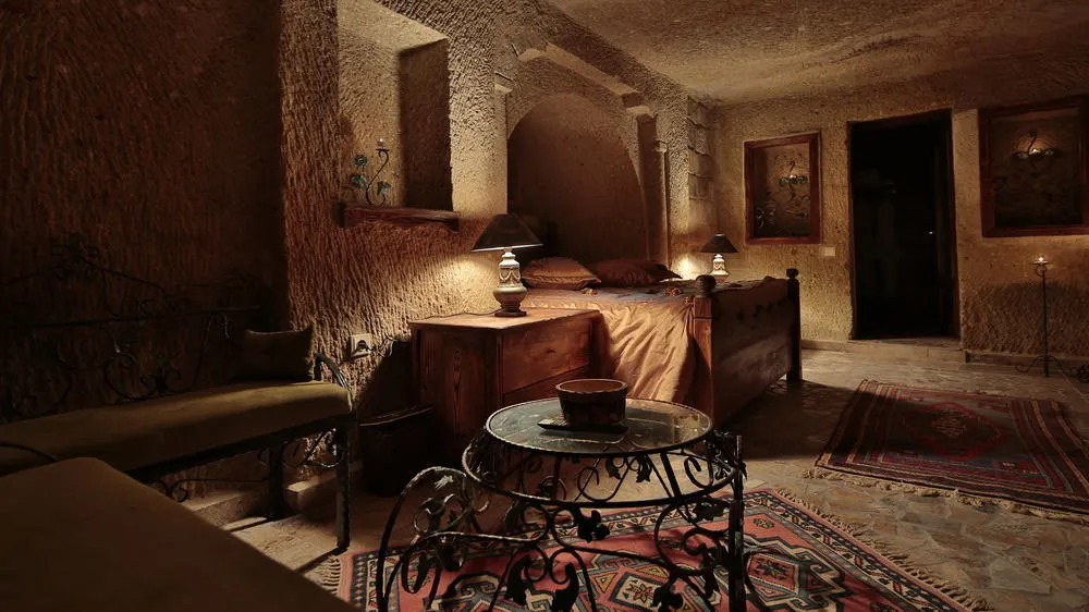 Maccan Cave Hotel