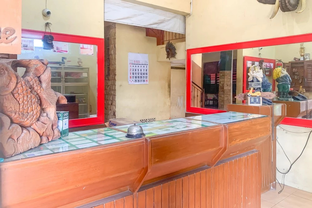 Urbanview Hotel Favorit Pamanukan Subang