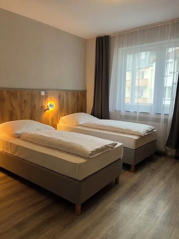 Skyline Hotel