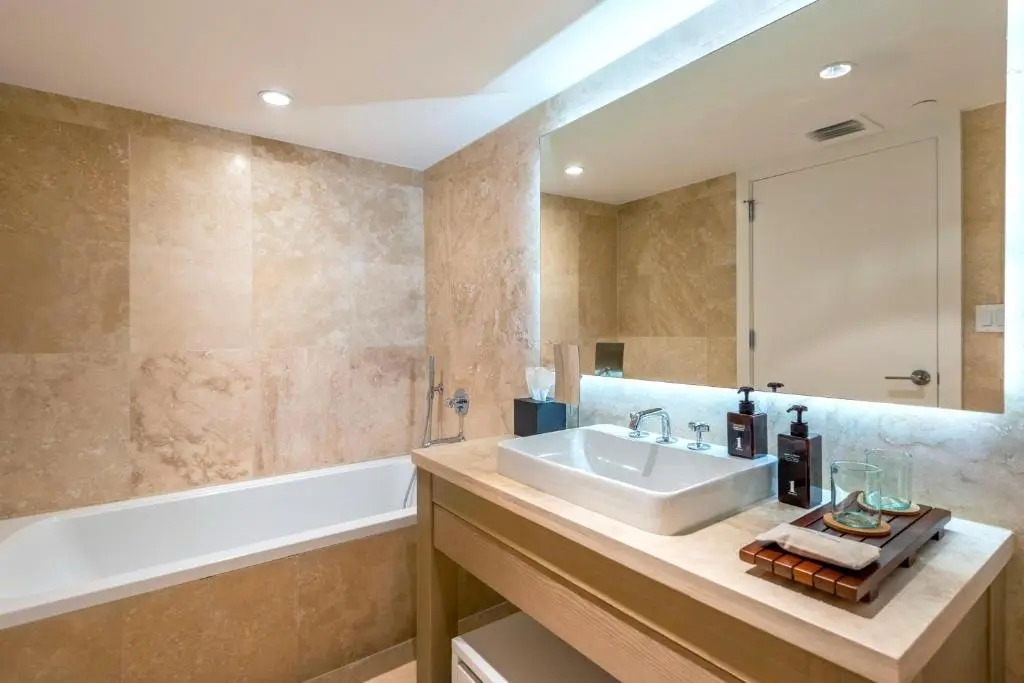 1 bedroom Ocean View located at 1 Hotel and Homes South Beach -906