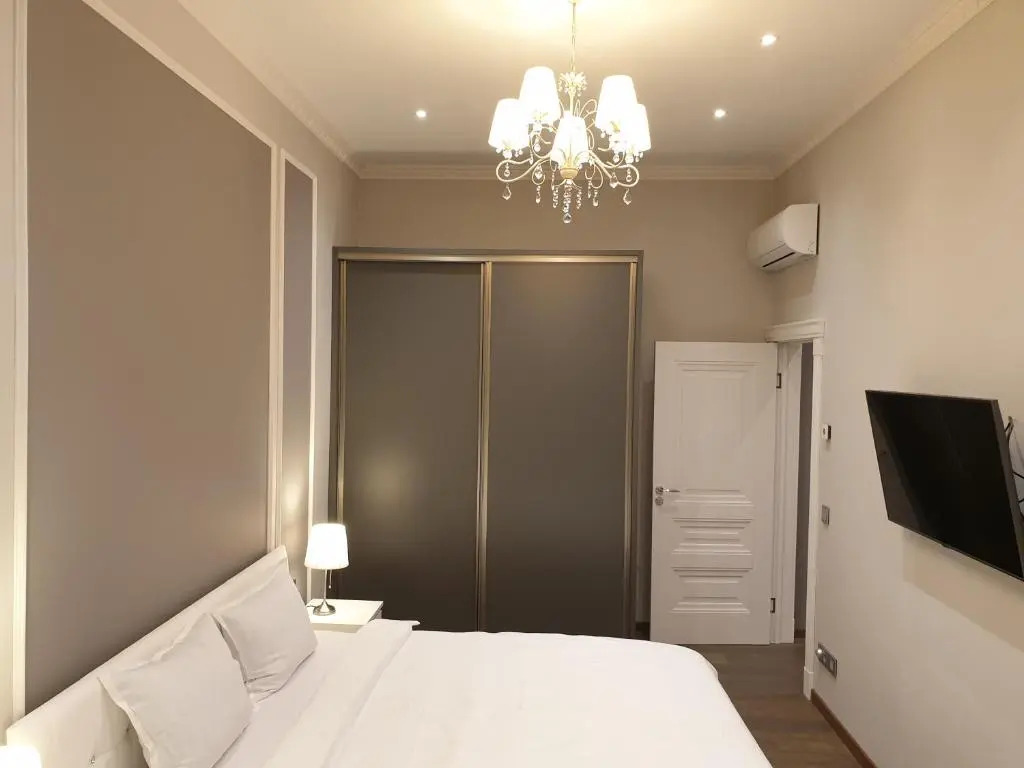 MARBEO 5 Star Luxury Suites - Peldu