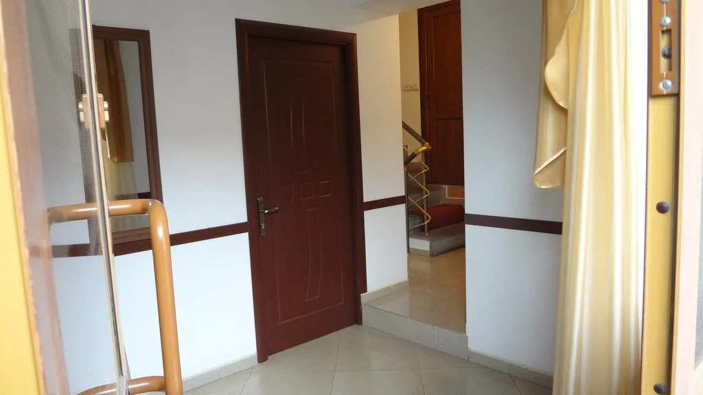Hotel Noy