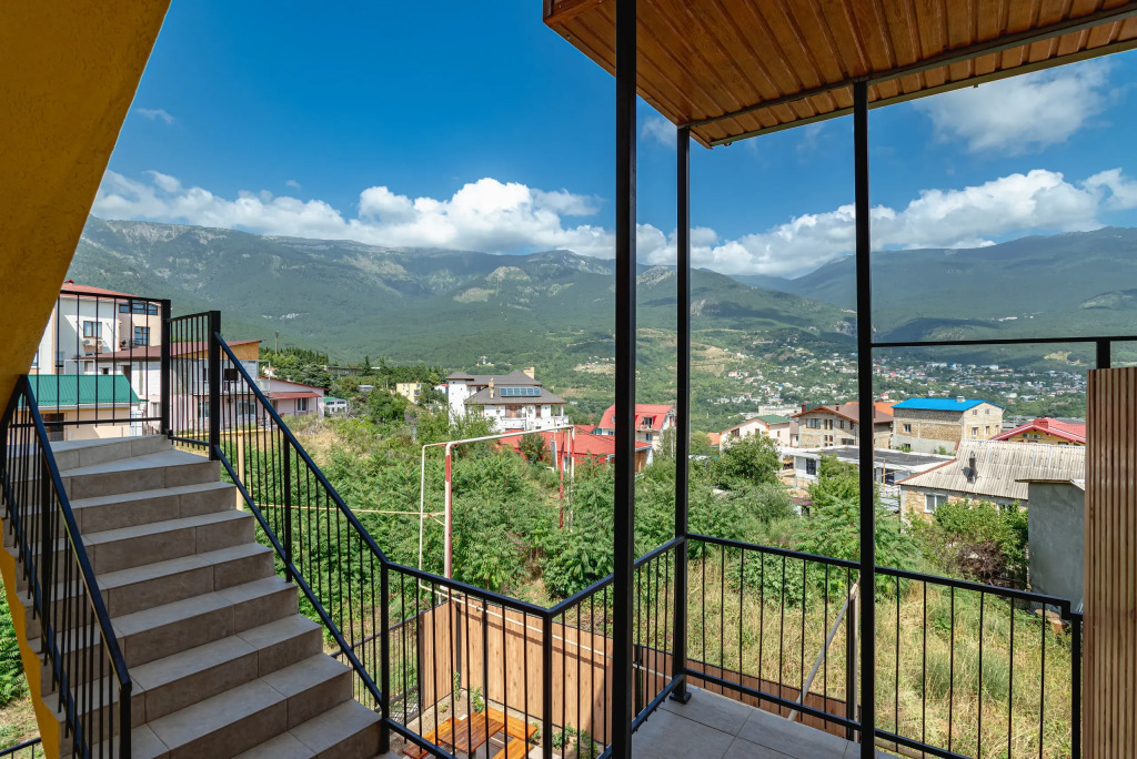 Modern Guest House