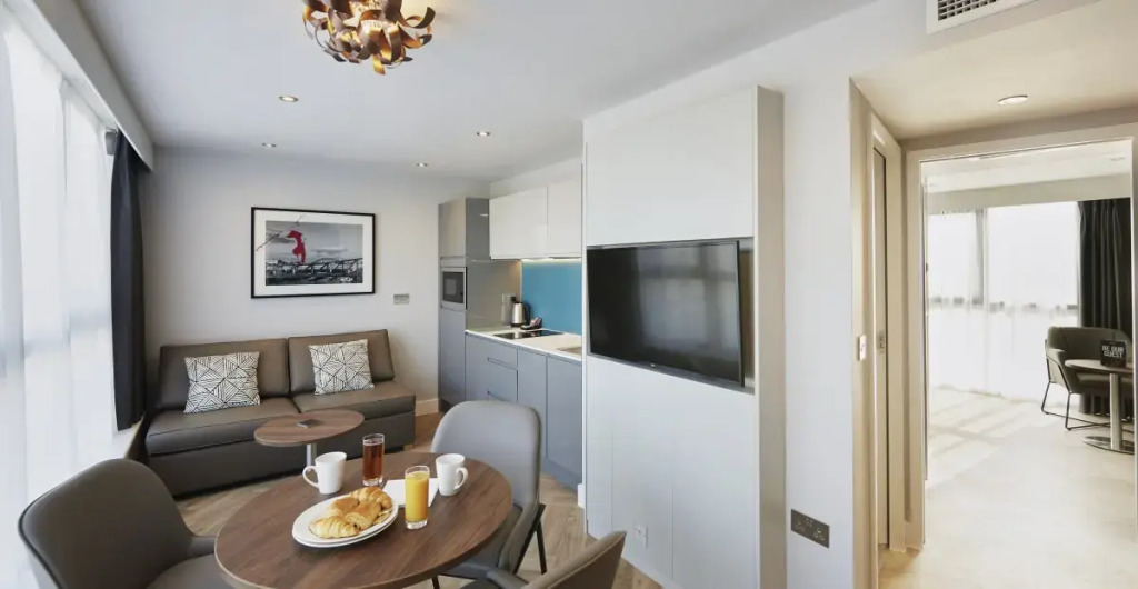 Roomzzz Newcastle City