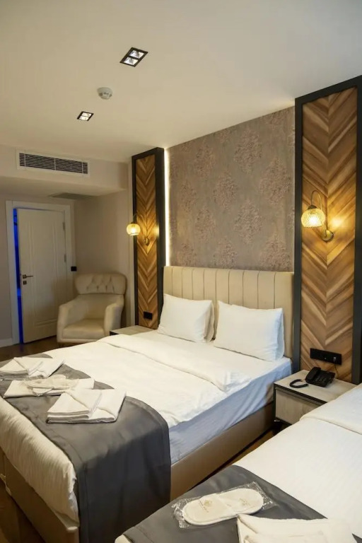 Отель Linda Port Hotel
