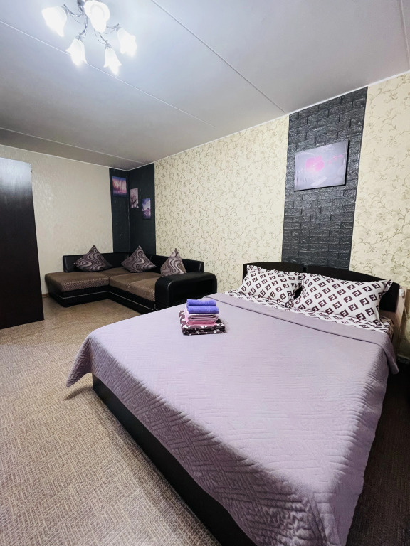 Квартира Озерня 31к1