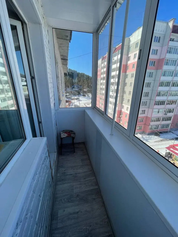Студия Comfort с балконом и с видом на озеро в Фортуна