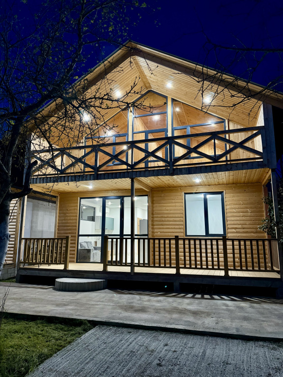 Курортный отель Akhan Resort Gagra - Виллы у реки с видом на горы возле моря
