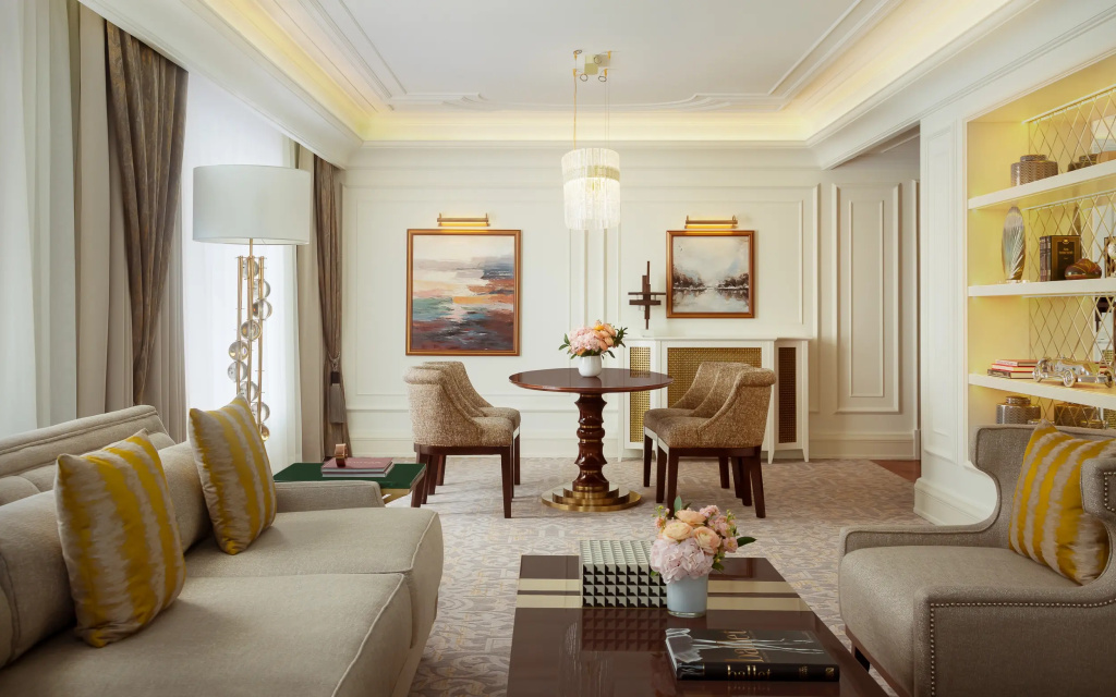 5 ★ The Carlton, Moscow