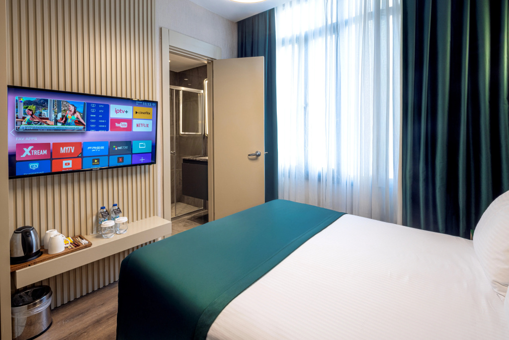 THE NEST HOTEL