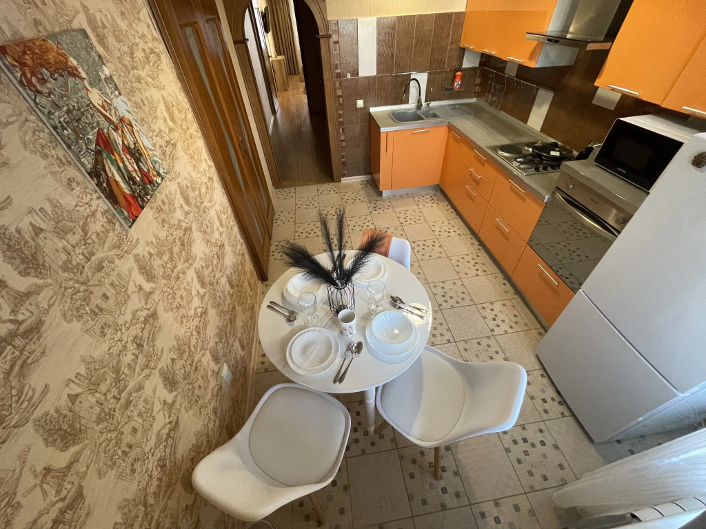 Квартира на Народной 13В