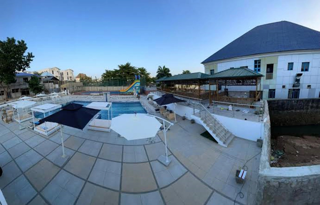 Отель Aa Suites