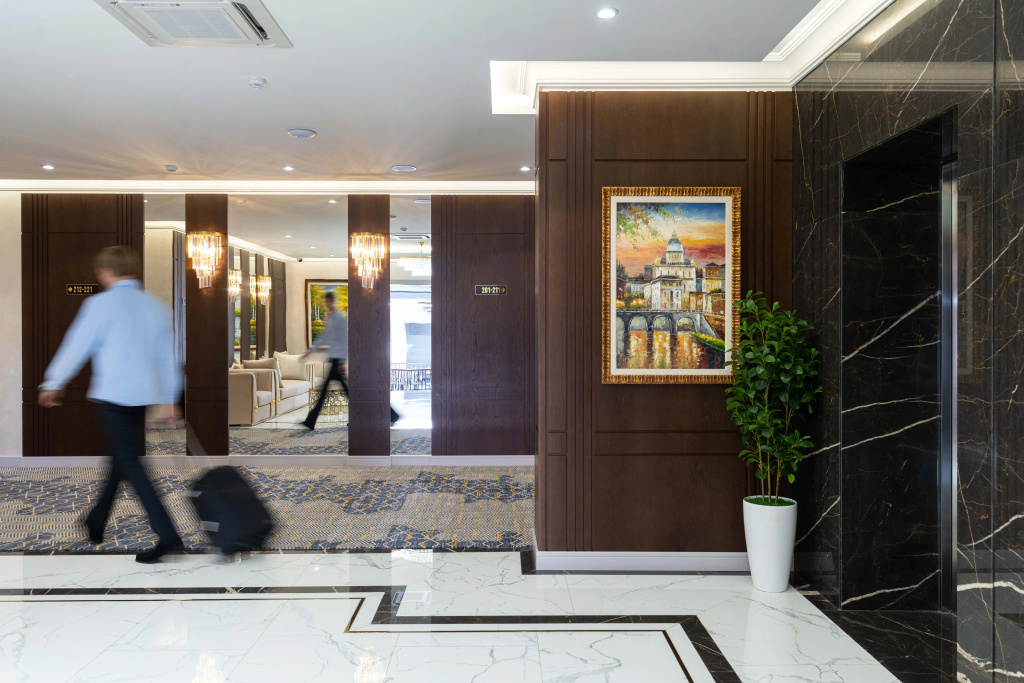 FRANKFORT Expo Hotel